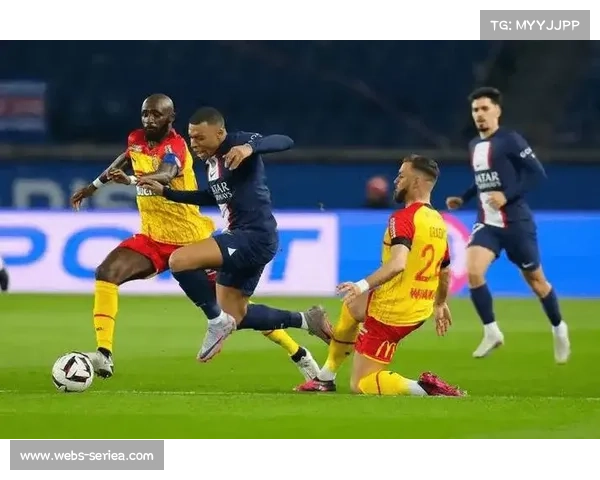 领头羊朗斯客场挑战图卢兹，客场战绩成卫冕试金石